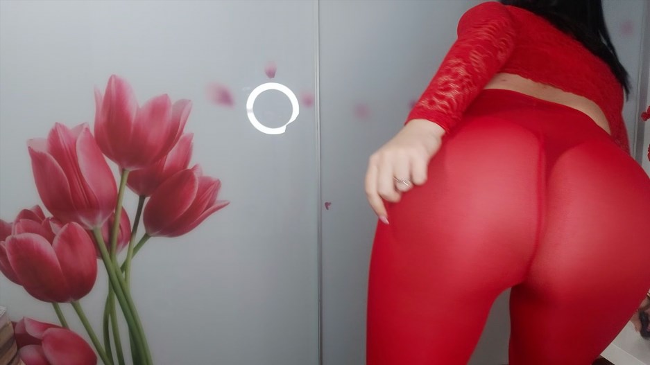 Miss Marisa – In love with red